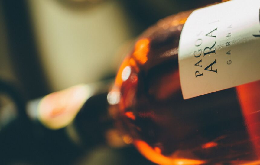vino Etichette digitali: quanto costano e quanto fanno risparmiare nel lungo periodo?